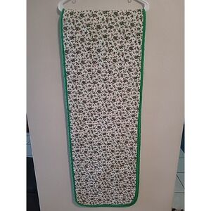 Vtg Christmas Table Runner Handmade Machine Quilted 91"X16.25" Green Red Holly